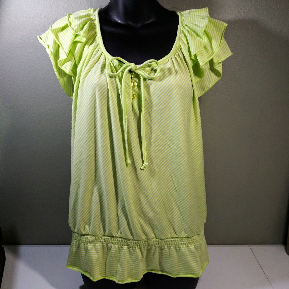 NWT Lena Petite Green/White Short Sleeve Blouse